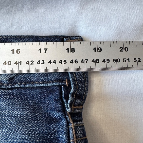 Silver Jeans Men's DECKER 925 Series Distressed Medium Wash Blue Jeans Tag: 34 - Picture 11 of 16